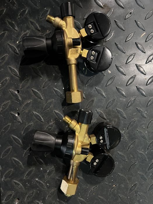 Zestaw reduktorów gazowych gce basecontrol – 2 sztuki – spawalnictwo co2 / argon