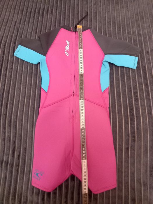 Гідрокостюми для дайвінгу, плавання