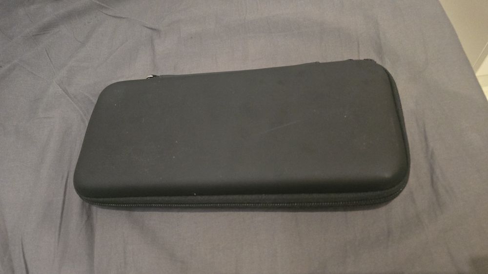 Nintendo Switch Lite (como nova) + capa