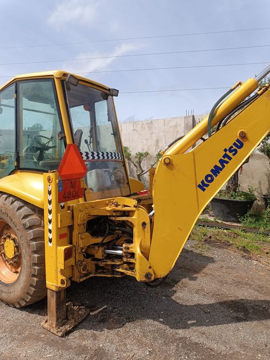 Retroescavadora Komatsu 93R
