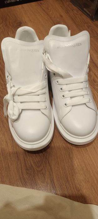 Alexander McQueen nowe