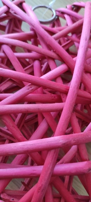 Serce różowe z wikliny