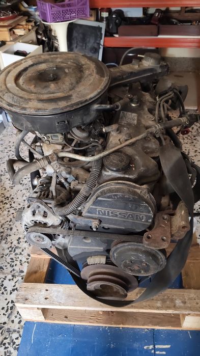 motor completo Nissan sunny 1.350 CC  gasolina 1988  e peças várias do veículo
