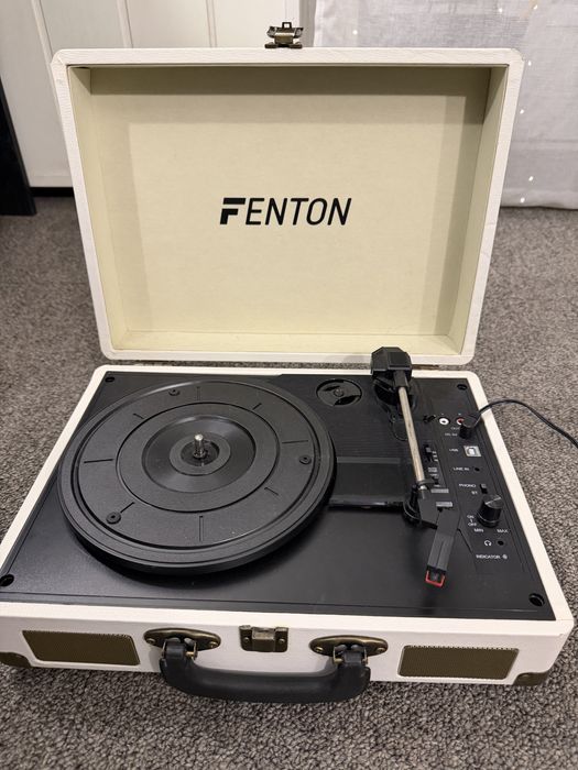 Вініловий програвач з блютуз