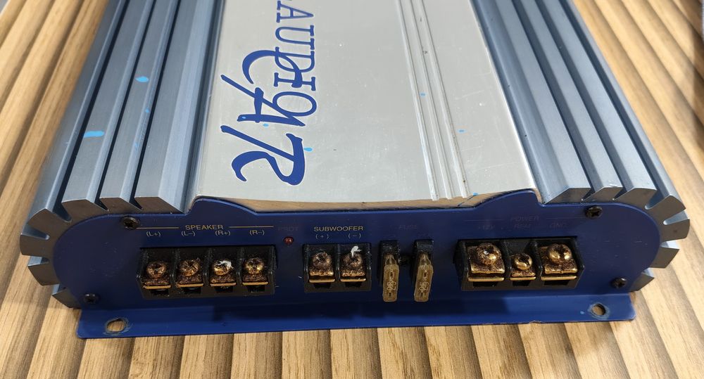 Amplificador auto