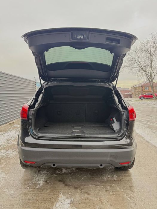 Nissan Rogue S 2.0 2019
2.0 бензин
Повний привід AWD
Пробіг 104 000 км