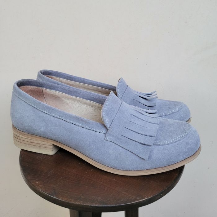 Замшевые туфли лоферы