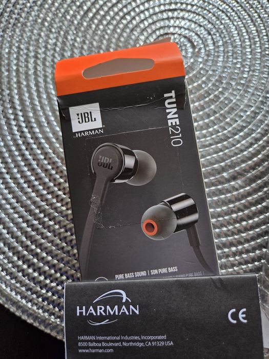 Słuchawki jbl tune 210 nowe