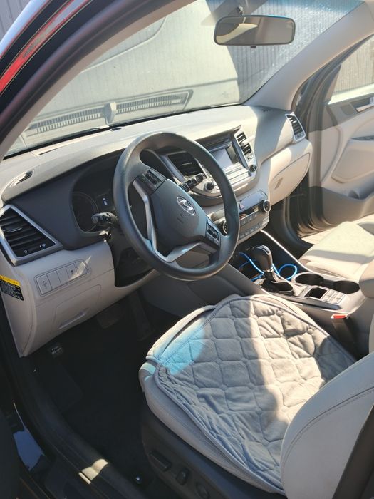 Автомобиль  Hyundai Tucson 2016 2.0