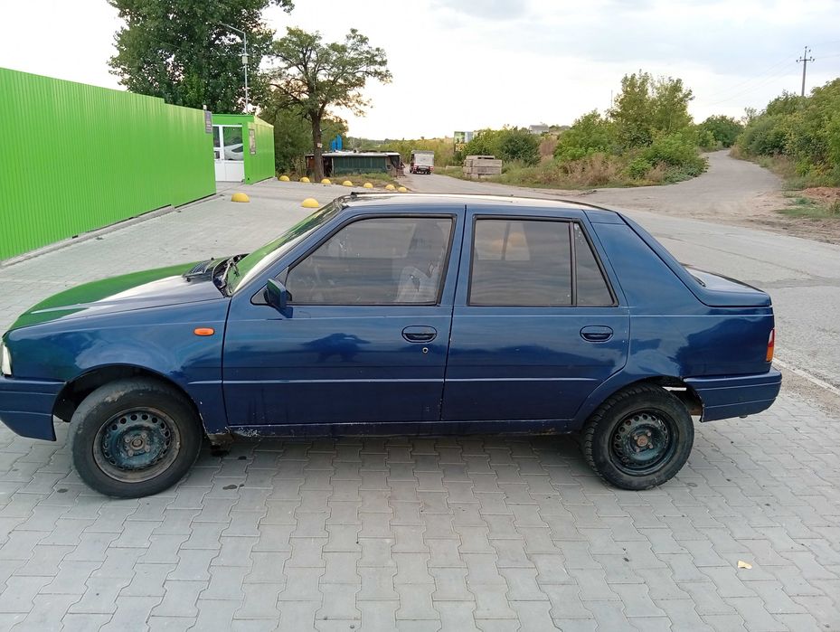 Продам машину Dacia supernova