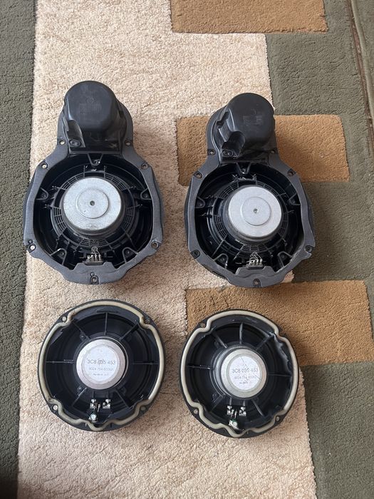 динаміки пасат б6 задні!