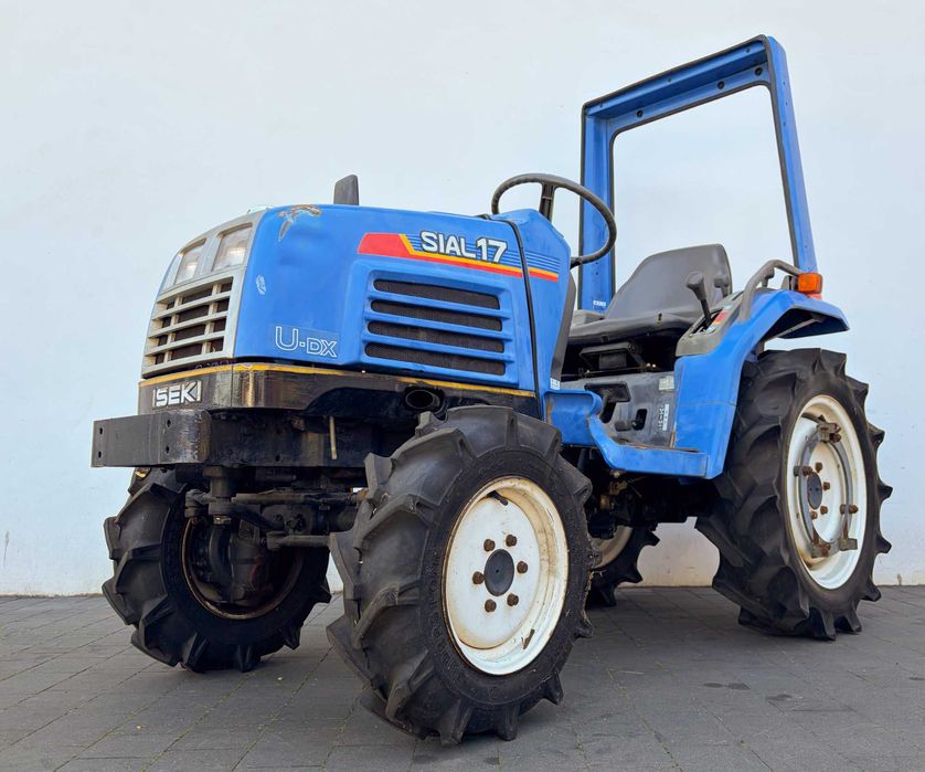 Iseki Sial 17 UDX Całkowicie sprawny, japoński traktor ogrodowo-rolniczy, 4x4