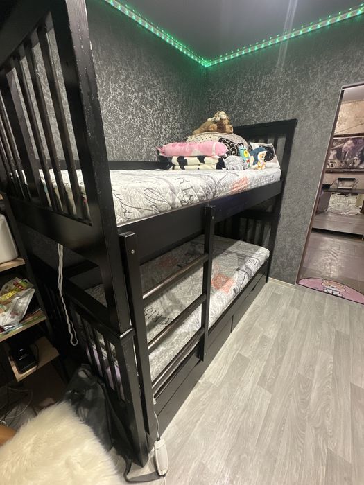 Двух ярксная кровать