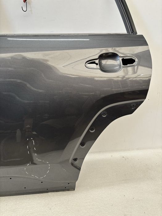 Toyota RAV4 V 5 18- drzwi lewy tył lewe tylne chrom listwa