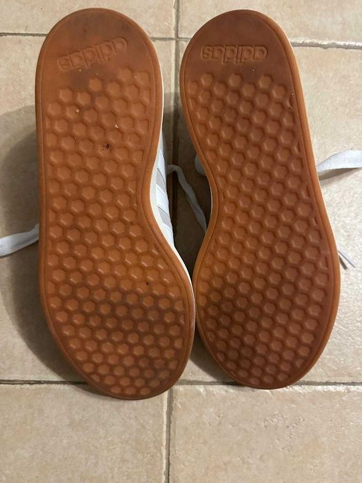 Adidas Grey Suede (Tam. 40) – Estado Impecável (Usados 1x), camurça cinza