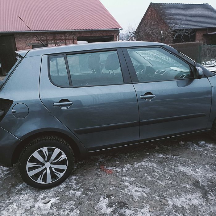 Skoda fabia uszkodzona