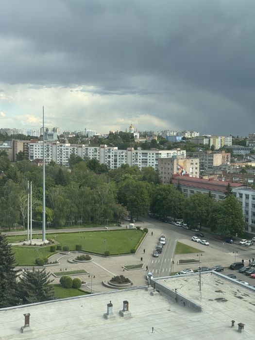 Видова квартира у центрі