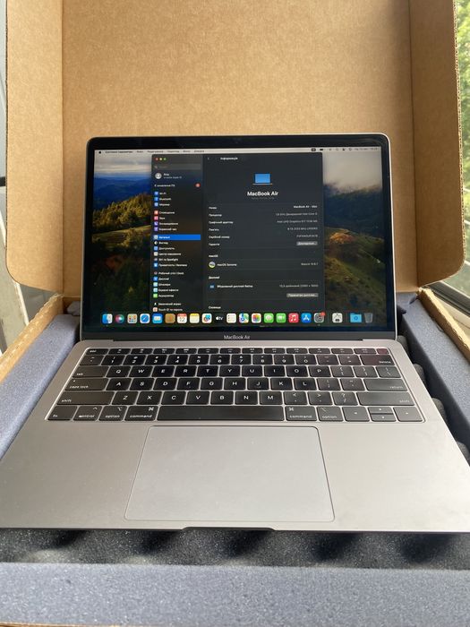 Продам MacBook Air 13” (2018)