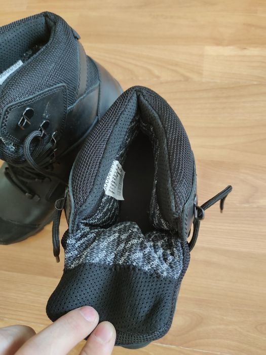 Берцы чёрные. 41 размер.