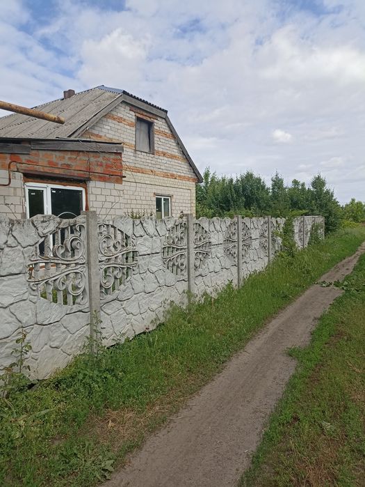 Продам будинок із зручностями. Глобино