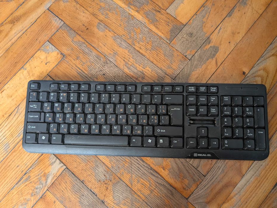 клавіатура, миша, кабель, подовжувач для комп'ютера ПК