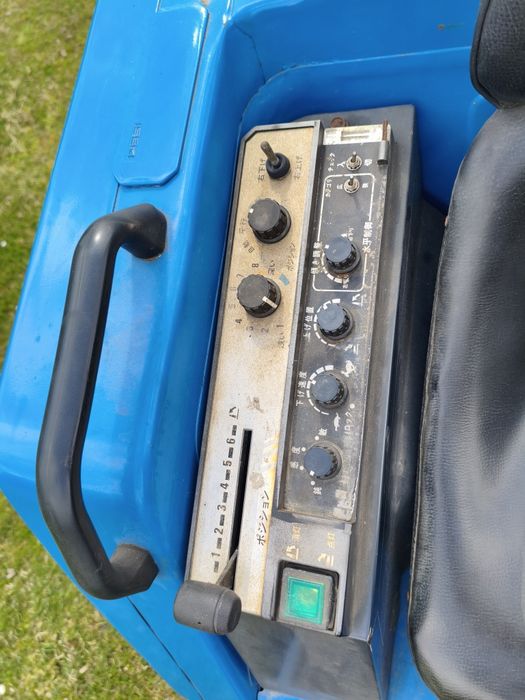 Iseki TU217 mini traktor