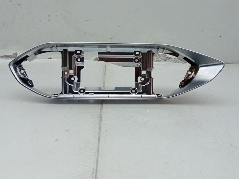 Moldura da consola central / rádio / aro PEUGEOT 308 II