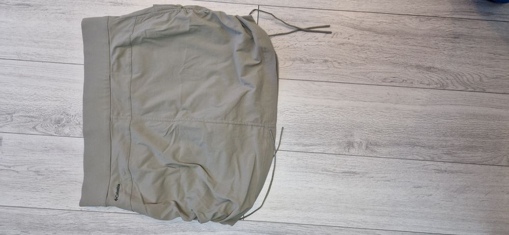 Columbia  L.       .