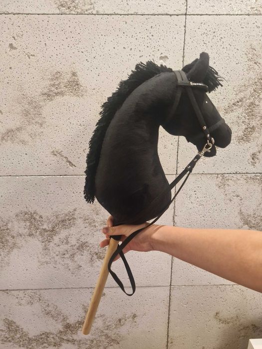 Hobby horse czarny z akcesoriami