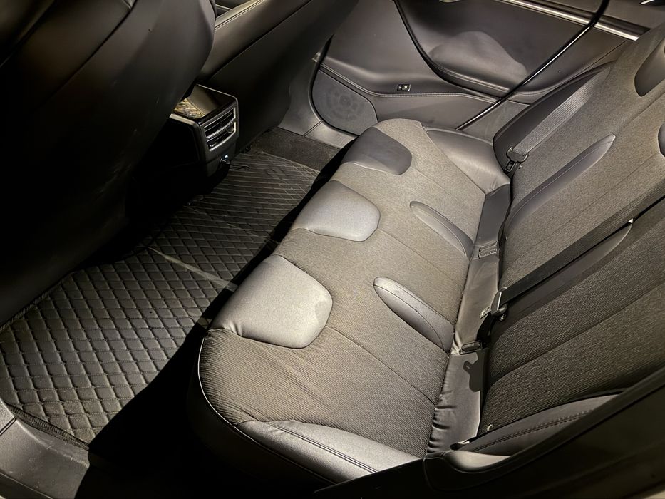 Продам Tesla модель S 75 2017 року