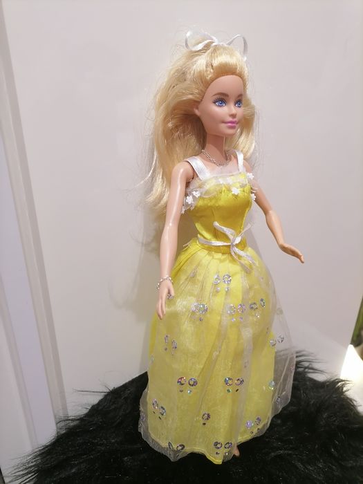 Lalka Barbie Extra Mattel Indonesia nowa+biżuteria