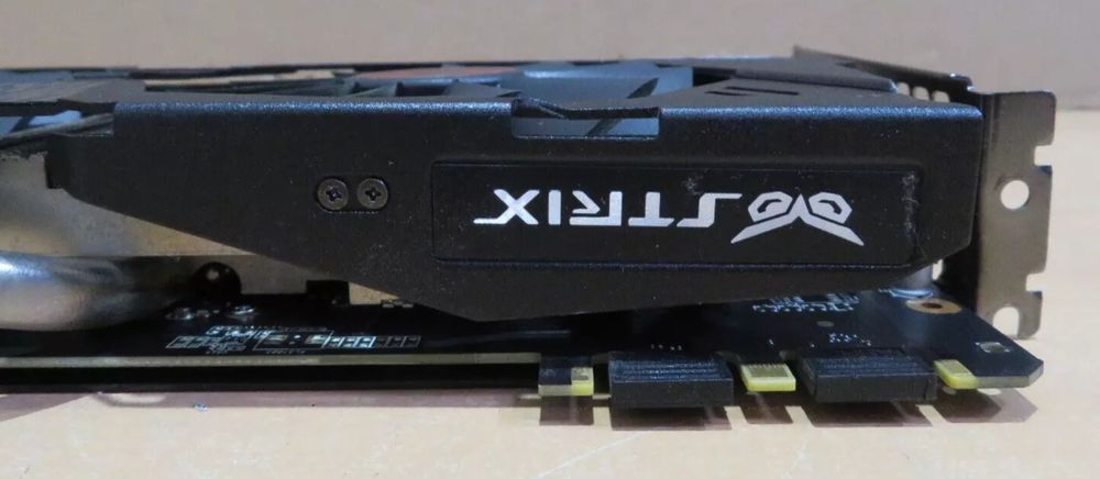 ASUS Strix GeForce GTX 970 DC2OC - 4GB