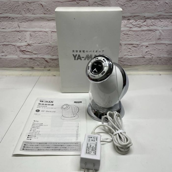 Апарат для ліфтингу YA-MAN RF Beaute Cavispa RF Core HRF-17 White