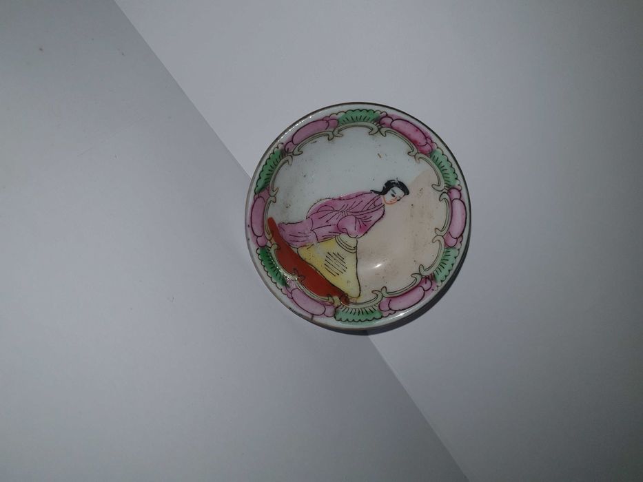 Porcelana Chinesa - Prato 7 cm - Pintado a Mão