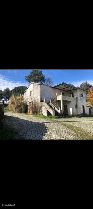 Moradia com terreno em Cabriz - Ribeira de Pena