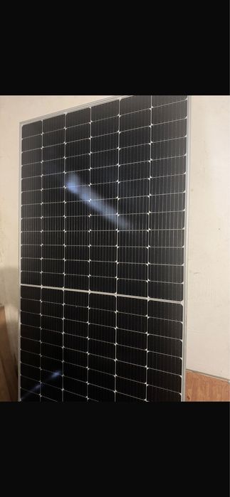 Bateria externa IEE 2400w 14 saidas com painel solar de 450w