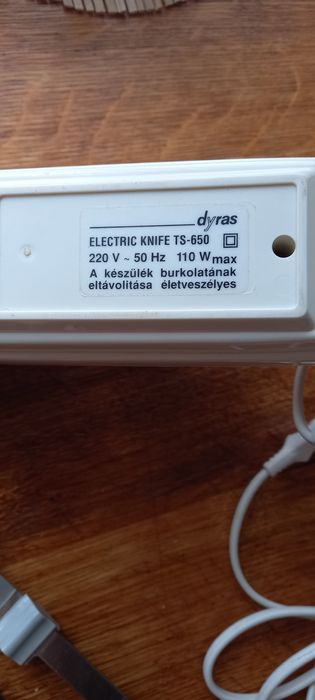 Электрнож Dyras.