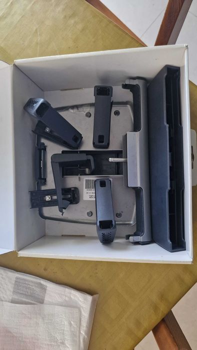 Leito de DVD para ver no carro com suporte de cabeceira