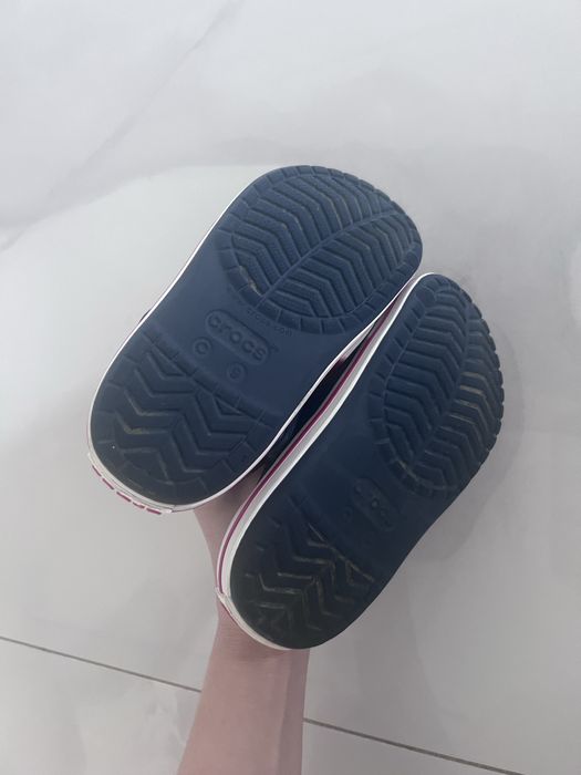 Crocs c 9  крокси оригінал шльопки сандалі
