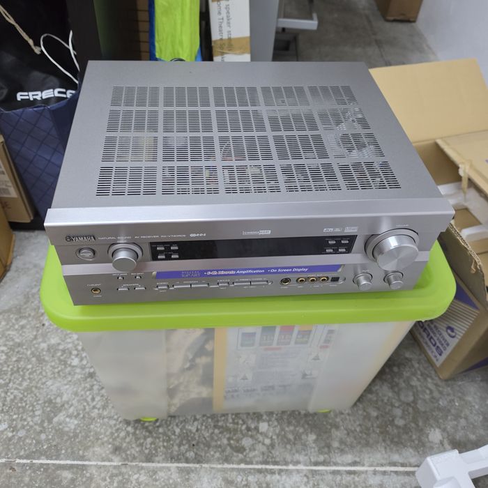 Amplificador Yamaha RX-V740 RDS - 6.1 Canais - Excelente Estado