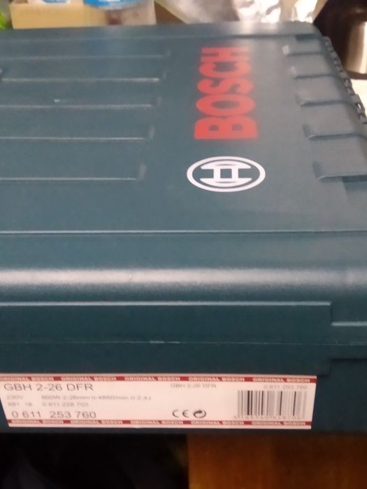 Перфоратор Bosch Professional