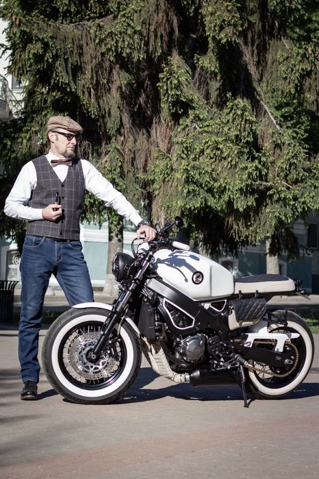 Кастом Cafe Racer Honda CBR600F4i