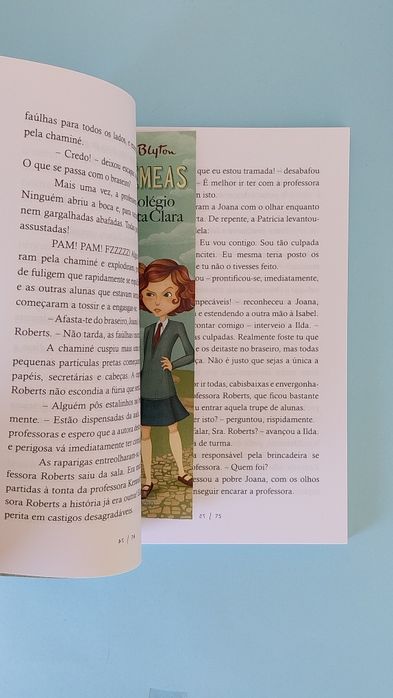 Livro Infantil "As Gémeas"