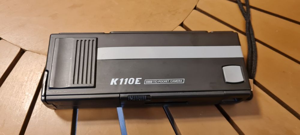 Pocket camera k110e