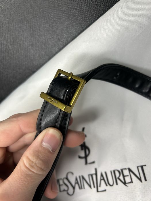 Mala Yves Saint Laurent Mini Le 5 À 7 Leather