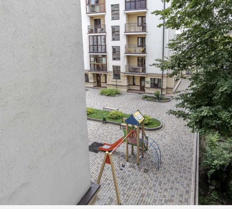 Біля вокзалу, апартаменти подобово, Привокзальна, вул. Голубовича.