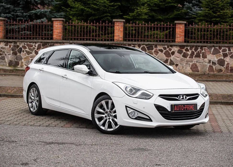 Hyundai i40 2.0i 177KM Skóra Panorama Navi Kamera Grzane Fotele Bixenon Tempomat