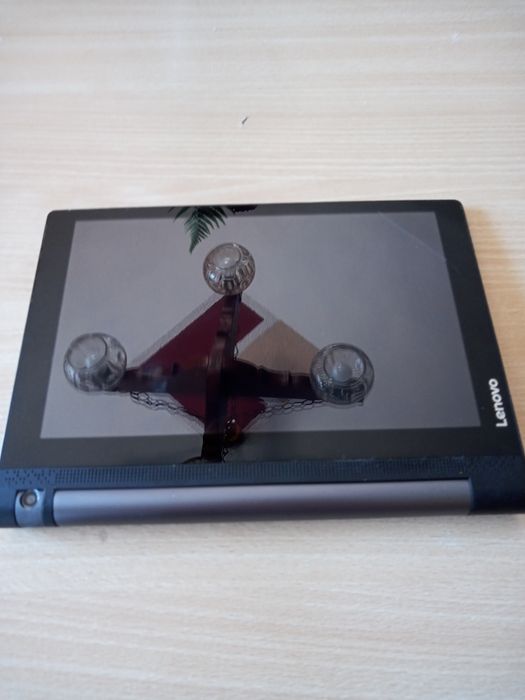 Sprzedam tablet Lenovo yt3-x50f