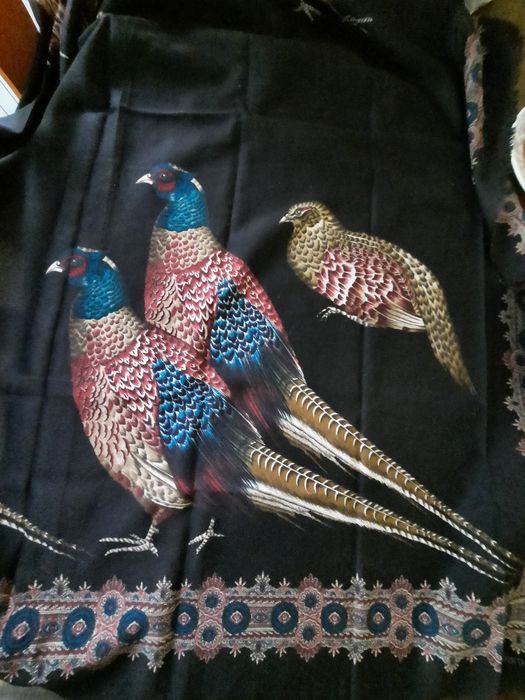 Продам  платок итальянского бренда "Franco Laurenti".
"Franco Laurenti