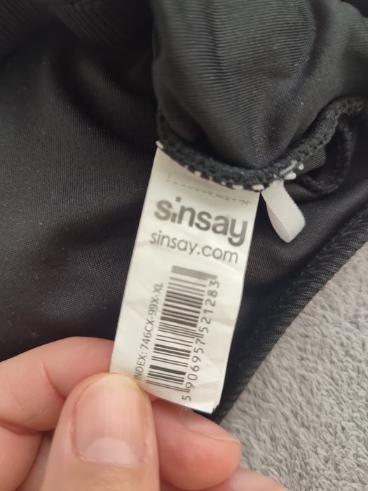 Dwuczęściowy strój kąpielowy damski